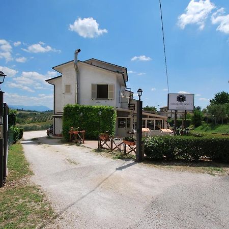 Hotel & Ristorante L'Angoletto In Selci Selci  المظهر الخارجي الصورة