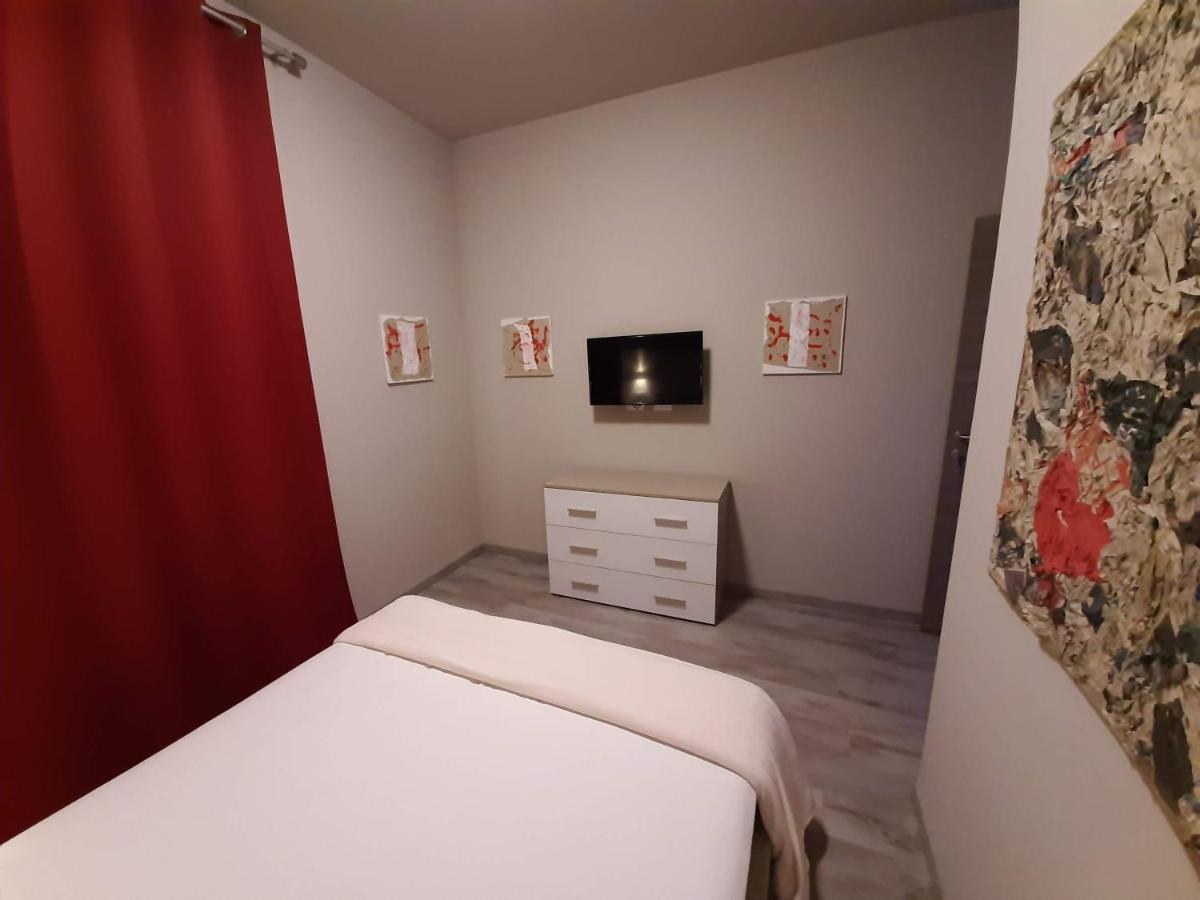 Hotel & Ristorante L'Angoletto In Selci Selci  المظهر الخارجي الصورة