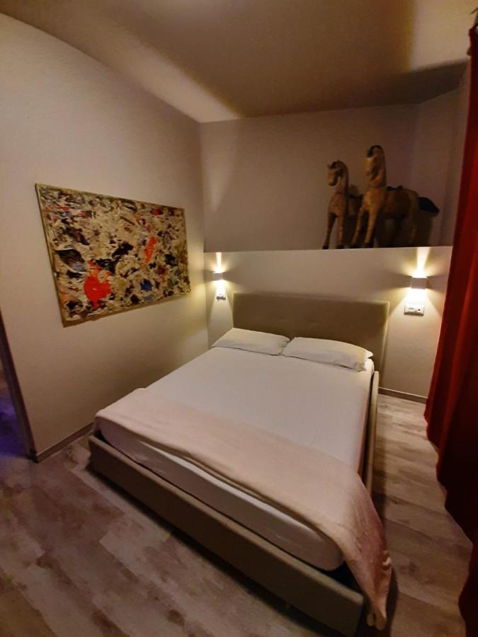Hotel & Ristorante L'Angoletto In Selci Selci  المظهر الخارجي الصورة