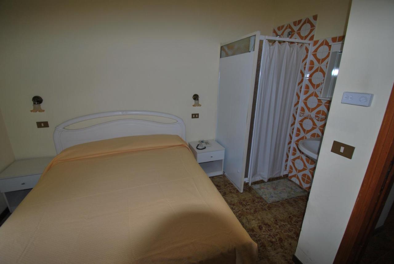 Hotel & Ristorante L'Angoletto In Selci Selci  المظهر الخارجي الصورة